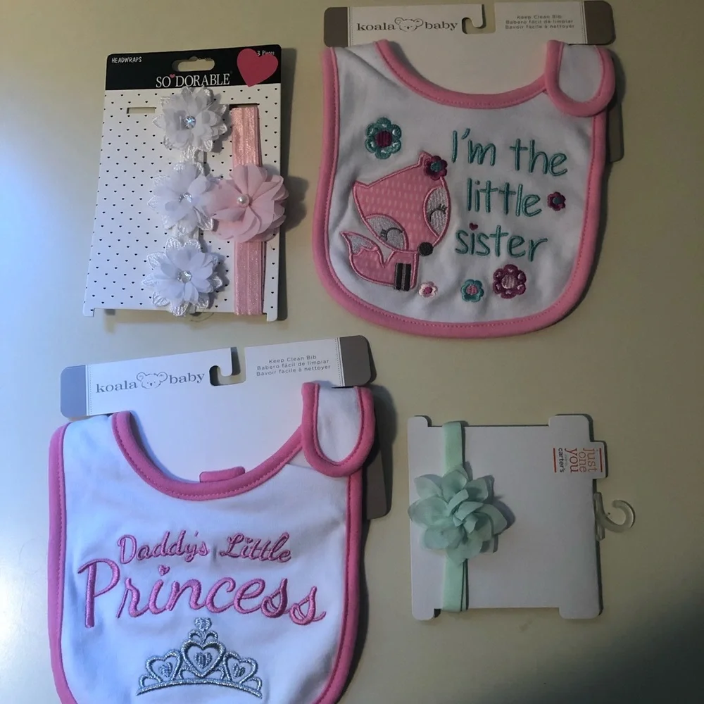 ❤️Assorted NWT bibs